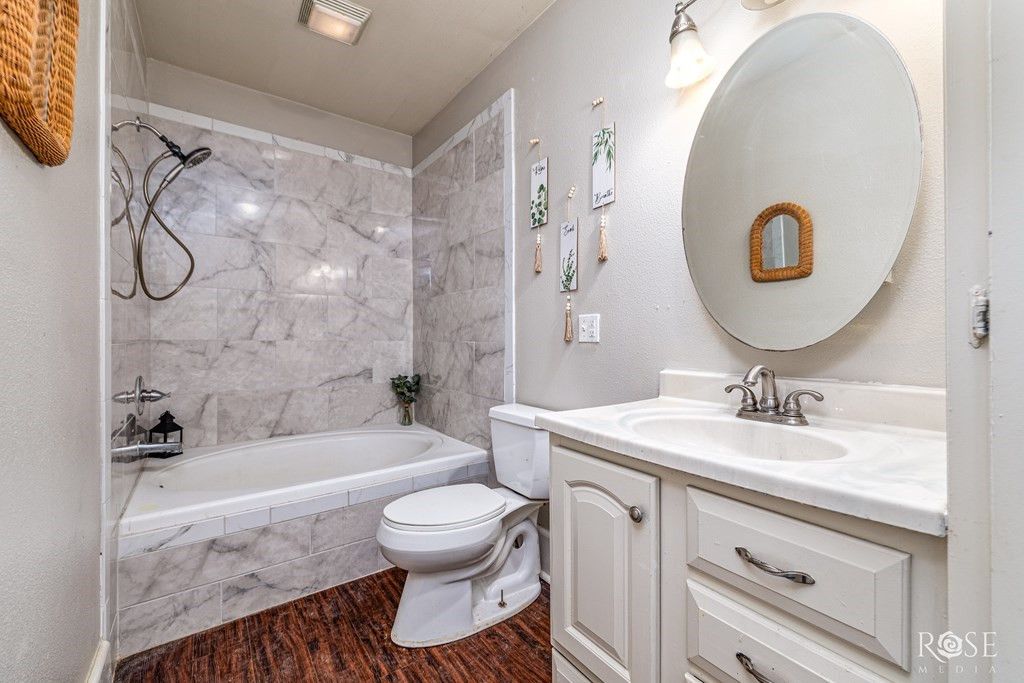 Image 19 of property listing at 423 S Washington Drive, San Angelo, TX 76901