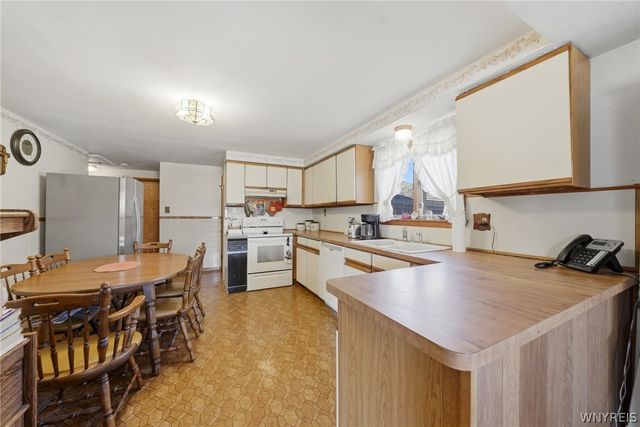 30 Jane Drive, Cheektowaga, NY 14227