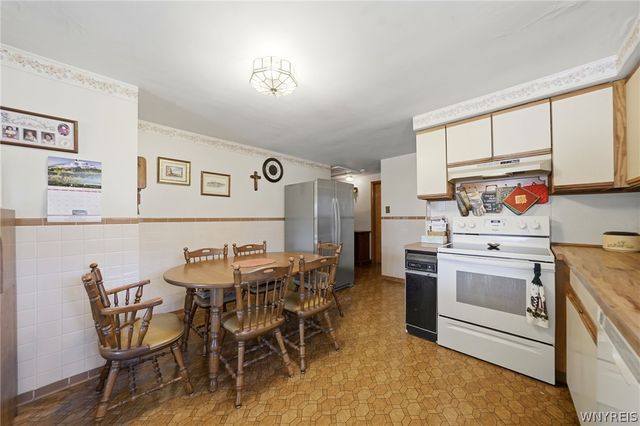 30 Jane Drive, Cheektowaga, NY 14227