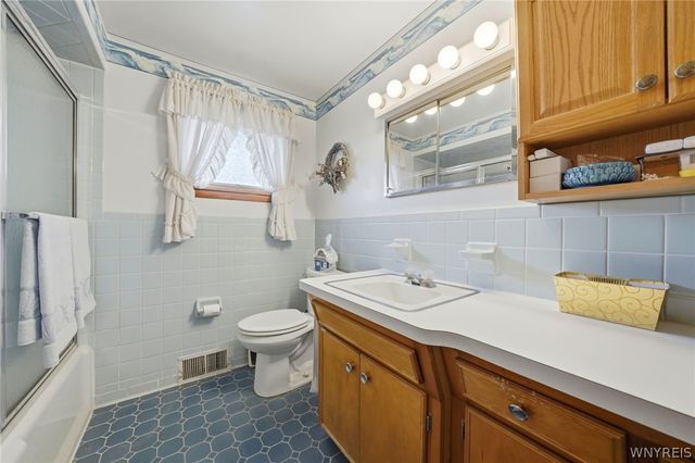 30 Jane Drive, Cheektowaga, NY 14227