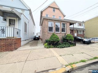 717 Warren Street, Harrison, NJ 07029