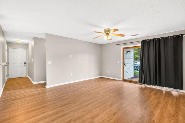2317 Vicente Court, 101, Columbus, OH 43235