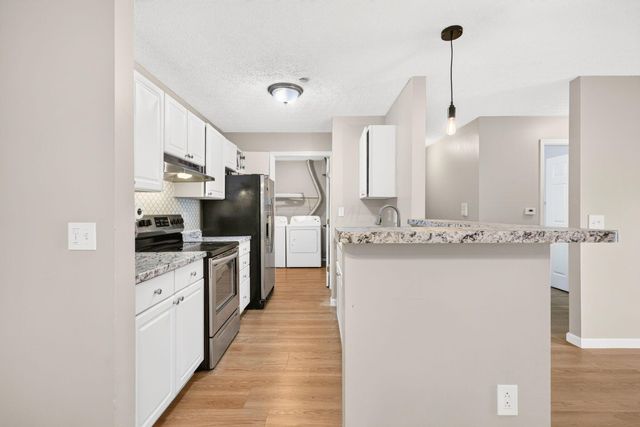 2317 Vicente Court, 101, Columbus, OH 43235