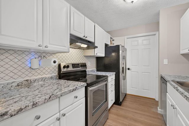 2317 Vicente Court, 101, Columbus, OH 43235