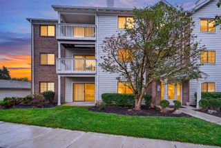 2317 Vicente Court, 101, Columbus, OH 43235