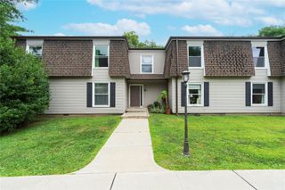 19 B Stout Court B, Poughkeepsie, NY 12603