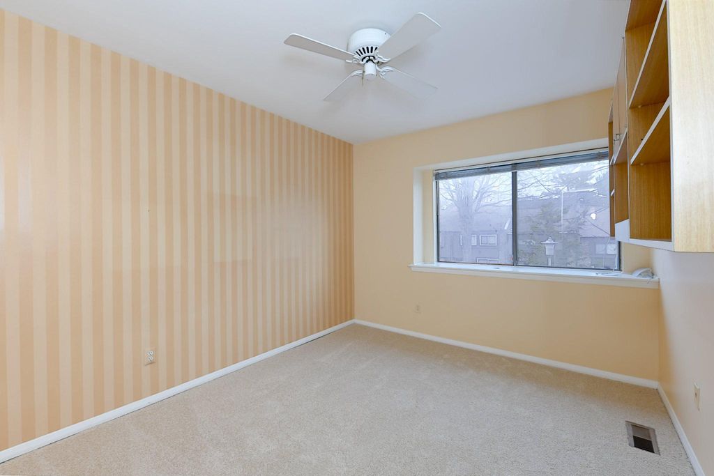 Image 19 of property listing at 45 PENNY LN #45, Baltimore, MD 21209