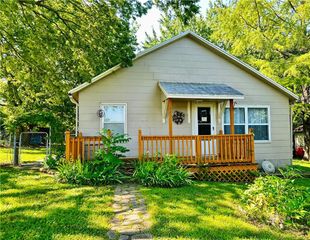 449 Muncie Road, Leavenworth, KS 66048