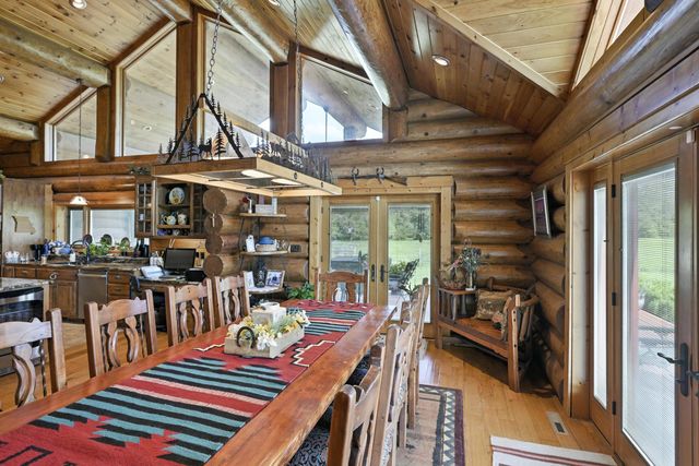 560 County Road 170, Diamond, MO 64840