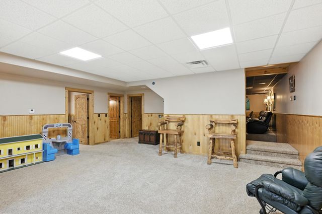 560 County Road 170, Diamond, MO 64840