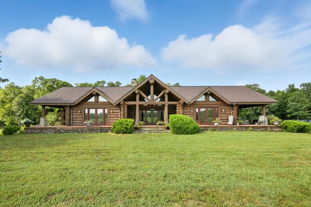 560 County Road 170, Diamond, MO 64840