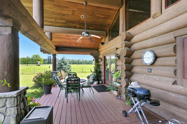 560 County Road 170, Diamond, MO 64840