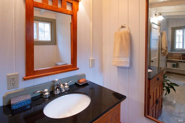 10901 Gurley Ln, Mendocino, CA 95460