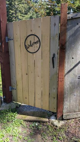 10901 Gurley Ln, Mendocino, CA 95460