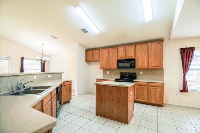 5321 Comanche Wells Drive, Mckinney, TX 75071