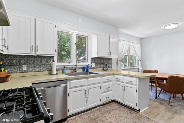 45 MULLIGAN DR, Etters, PA 17319