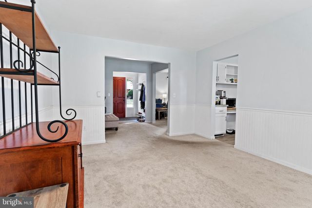 45 MULLIGAN DR, Etters, PA 17319