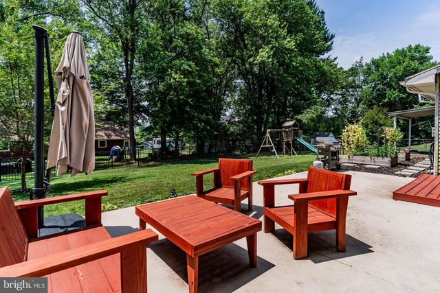 45 MULLIGAN DR, Etters, PA 17319