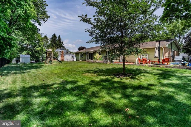 45 MULLIGAN DR, Etters, PA 17319