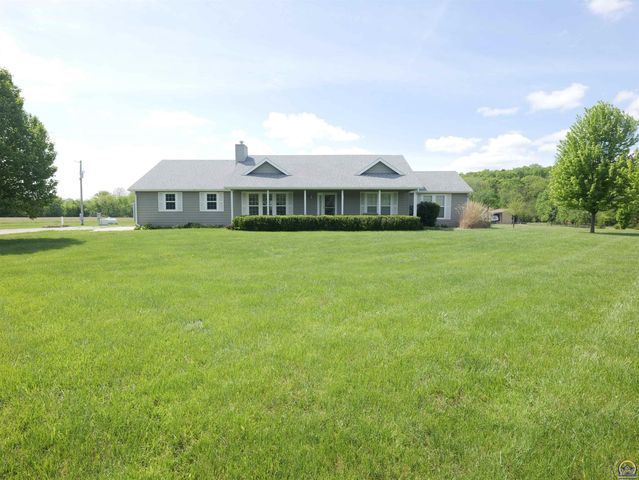 25029 Dehoff RD, Tonganoxie, KS 66086
