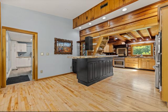 1040 Hargett Road, Irvine, KY 40336