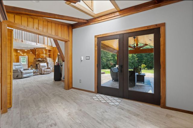 1040 Hargett Road, Irvine, KY 40336