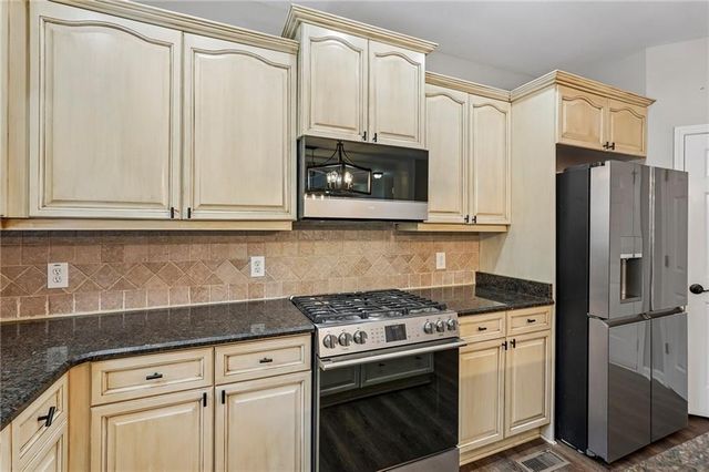 148 Gemstone Lane, Acworth, GA 30101