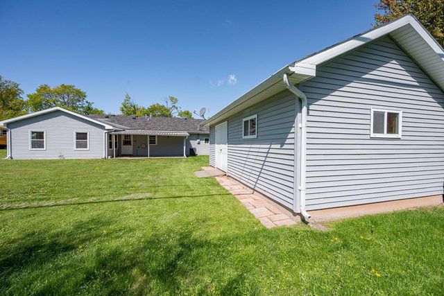 329 S JAMES STREET, Kimberly, WI 54136