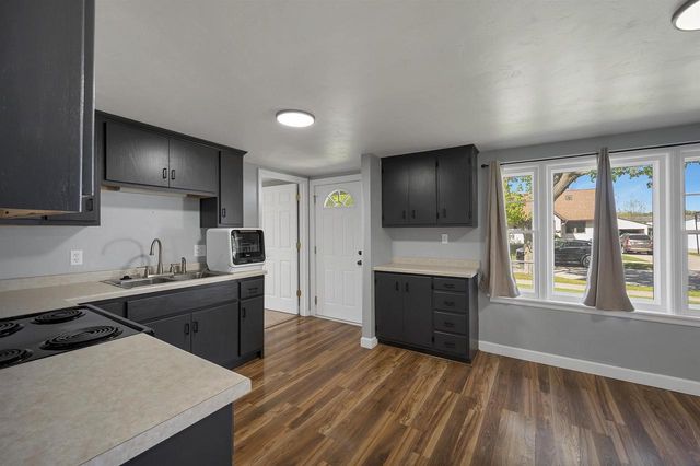 329 S JAMES STREET, Kimberly, WI 54136