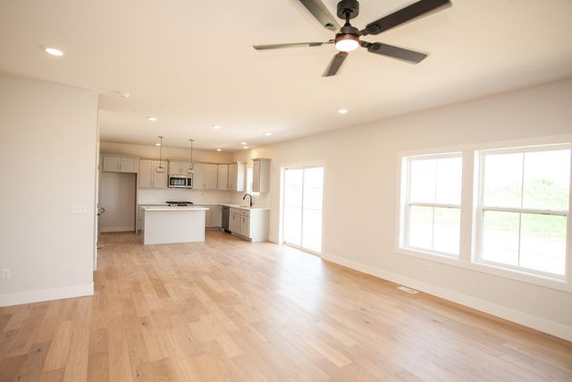 2194 Corrigan Way, Normal, IL 61761