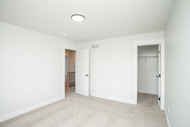 2194 Corrigan Way, Normal, IL 61761