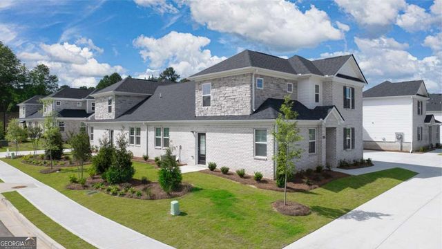 542 SILVER MOON Drive, Loganville, GA 30052