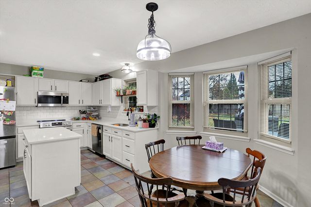 205 Myers Lake Drive, Noblesville, IN 46062