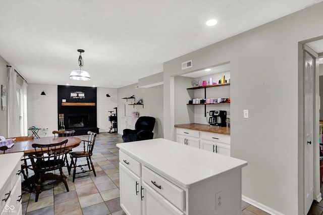 205 Myers Lake Drive, Noblesville, IN 46062