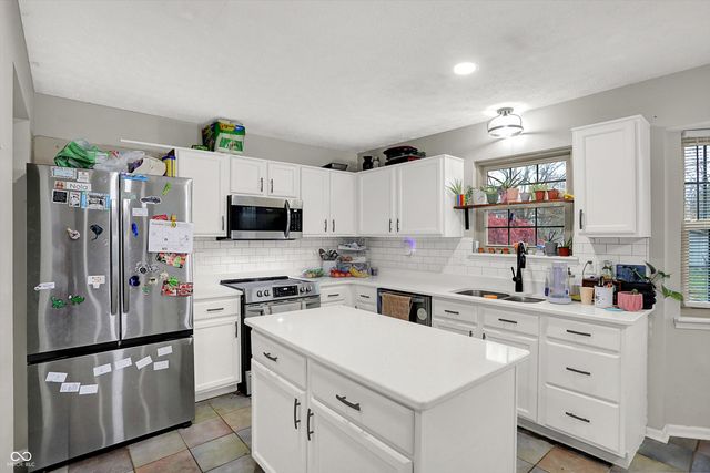 205 Myers Lake Drive, Noblesville, IN 46062