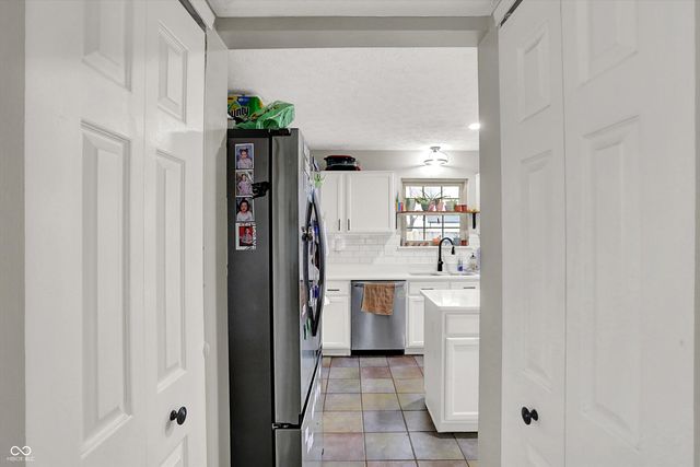 205 Myers Lake Drive, Noblesville, IN 46062