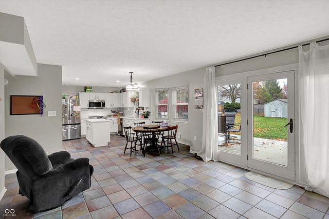 205 Myers Lake Drive, Noblesville, IN 46062