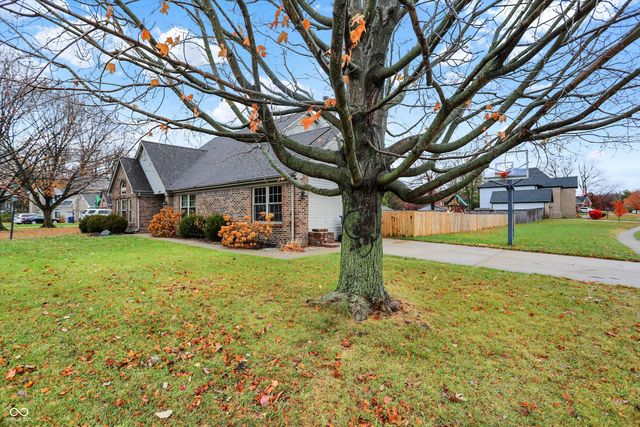 205 Myers Lake Drive, Noblesville, IN 46062