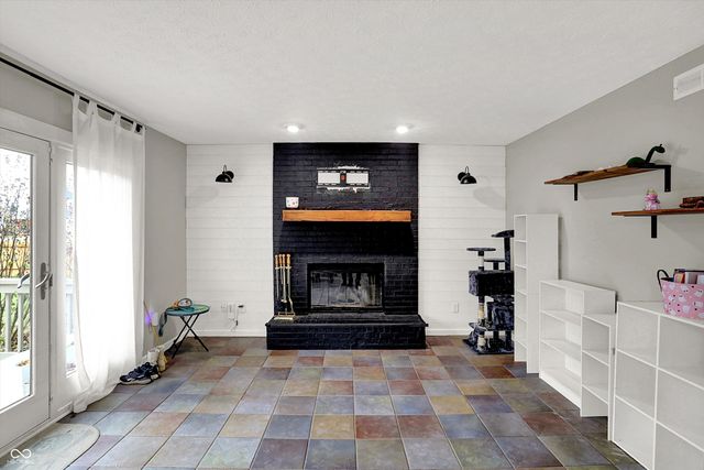 205 Myers Lake Drive, Noblesville, IN 46062