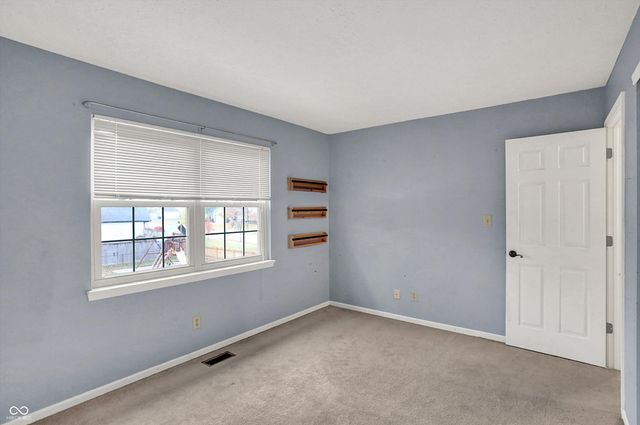 205 Myers Lake Drive, Noblesville, IN 46062