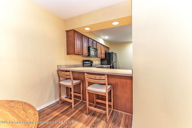 5604 E Deville Court, East Lansing, MI 48823