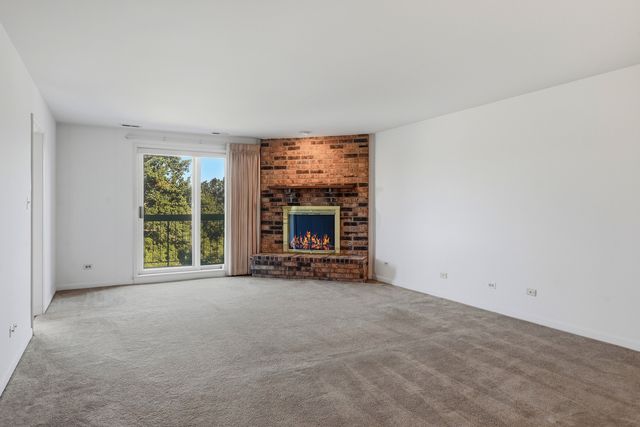 501 Lake Hinsdale Drive 408, Willowbrook, IL 60527