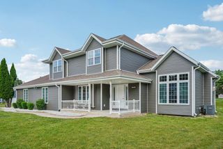 1261 Shoal Ridge ROAD, Oconomowoc, WI 53066