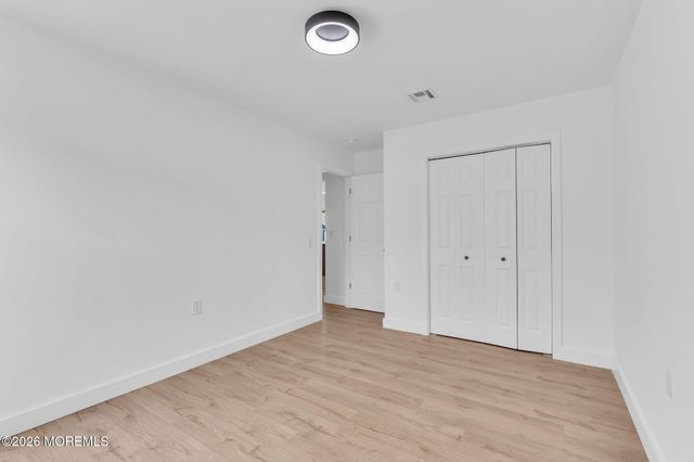 2 Sabinas Street, Toms River, NJ 08757