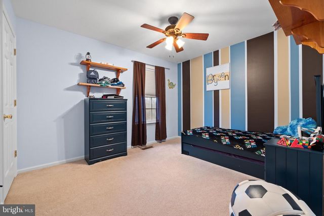 1009 HEATHER LN, Quakertown, PA 18951