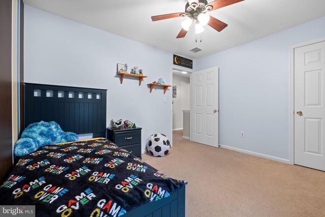 1009 HEATHER LN, Quakertown, PA 18951