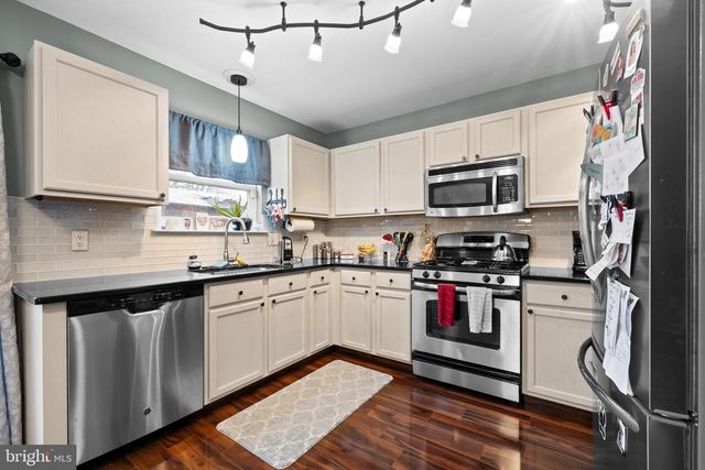 1009 HEATHER LN, Quakertown, PA 18951