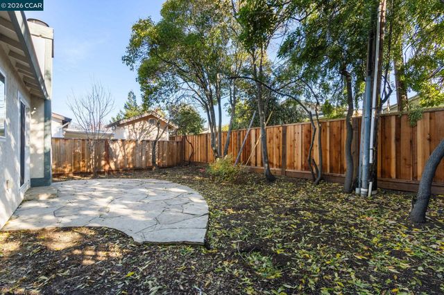 4462 Machado Dr, Concord, CA 94521