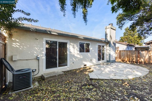 4462 Machado Dr, Concord, CA 94521