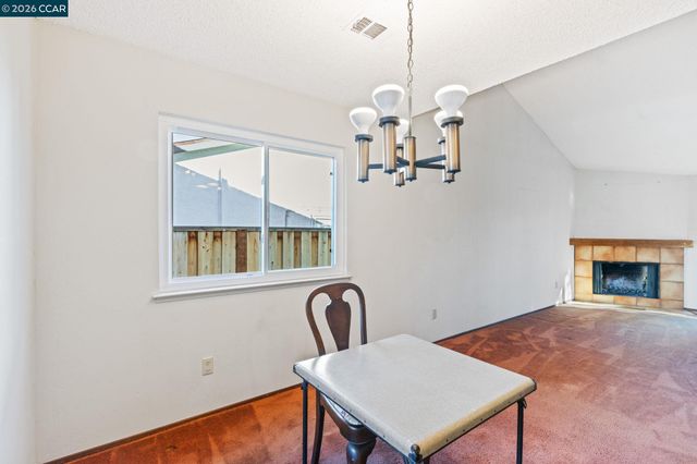 4462 Machado Dr, Concord, CA 94521